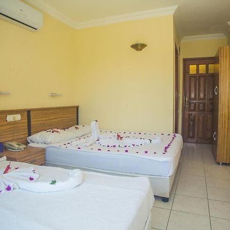 קמר Dinara Garden Hotel מראה חיצוני תמונה