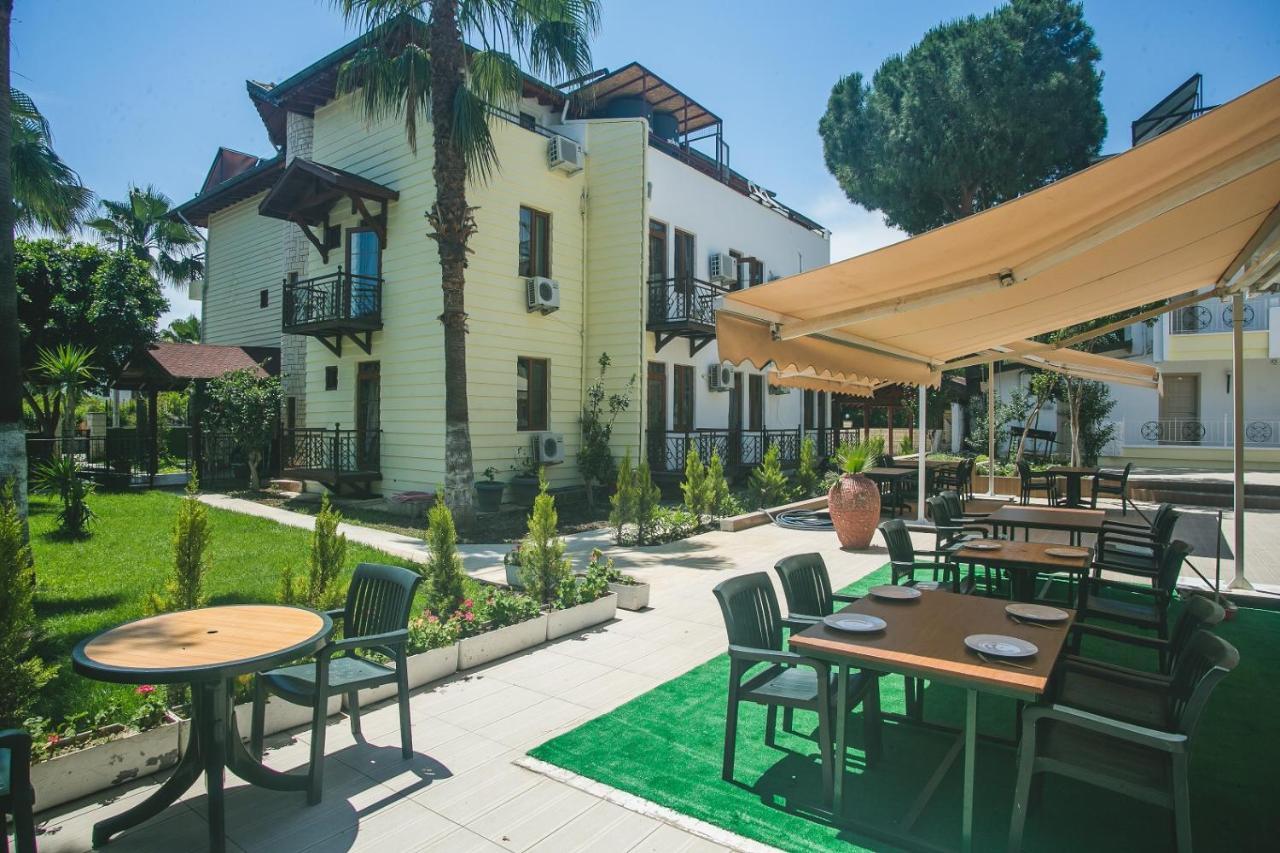 קמר Dinara Garden Hotel מראה חיצוני תמונה