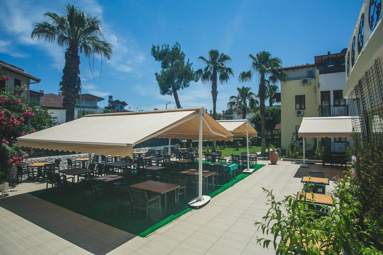 קמר Dinara Garden Hotel מראה חיצוני תמונה
