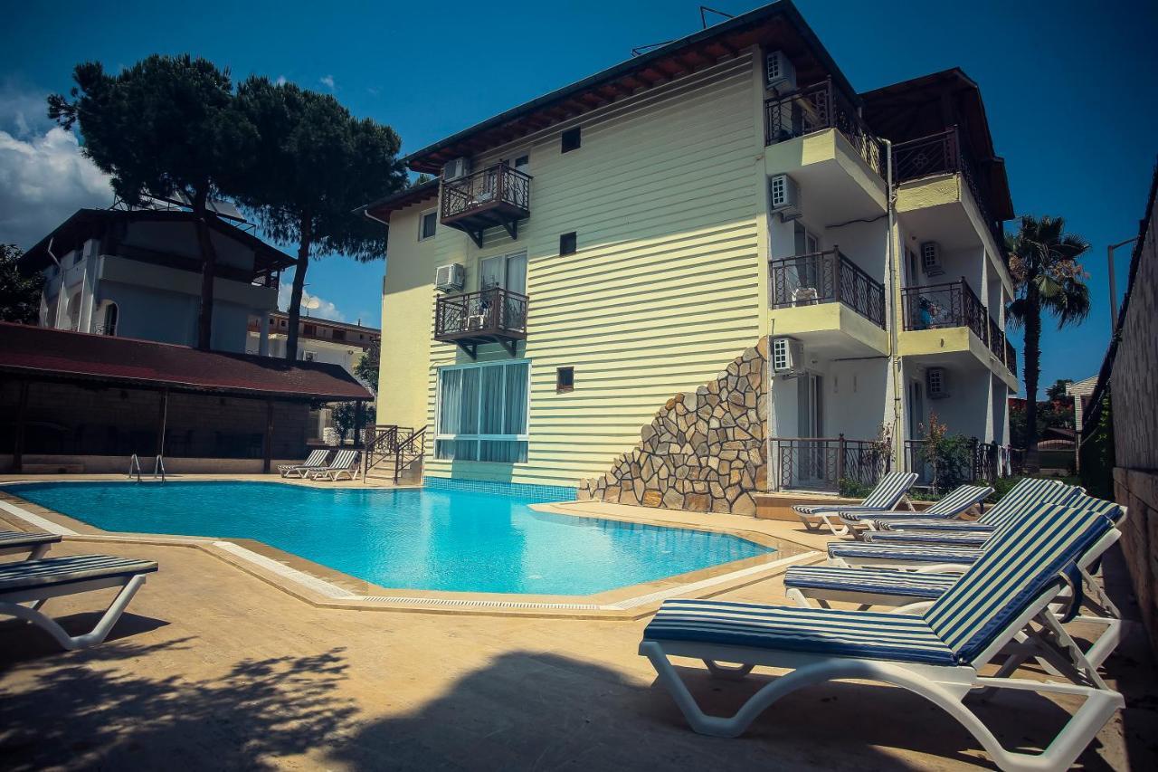 קמר Dinara Garden Hotel מראה חיצוני תמונה